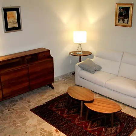 Apartment Il Glicine Catania